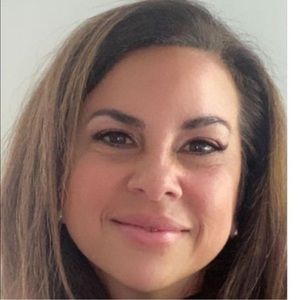 Meet your Posher, Nina